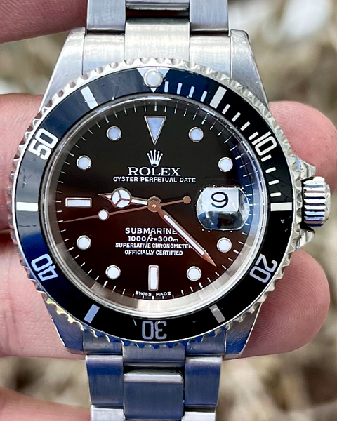 Rolex Submariner Date 40mm Black Dial Oyster Bracelet (16610