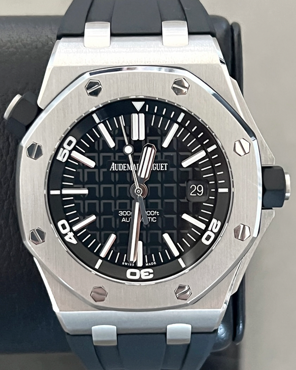 Audemars Piguet Royal Oak Offshore Diver 42MM Black Dial Rubber Strap  (15710ST.OO.A002CA.01)