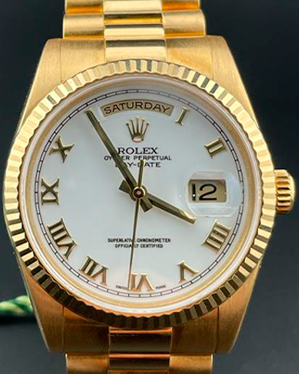 Rolex Day-Date 36MM President Bracelet Yellow Gold White Dial (118238)