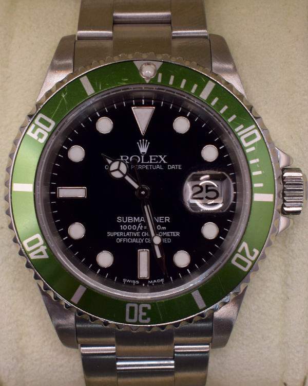 Rolex Submariner Date "Kermit" 40MM Black Dial Steel Bracelet (16610LV)