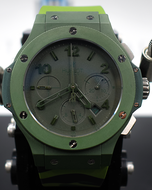 Hublot Big Bang 44MM Green Dial Aftermarket Rubber Strap (301.GI.5290.RG)