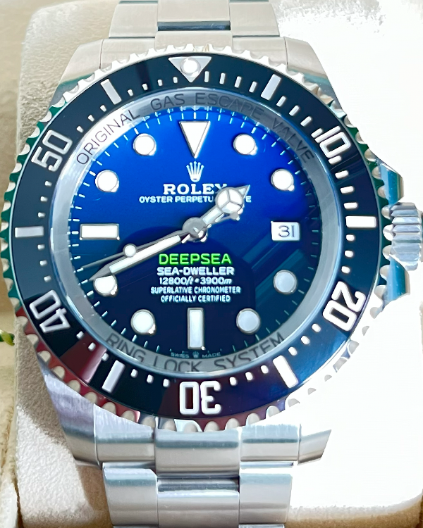 2023 Rolex Sea-Dweller Deepsea Oystersteel James Cameron Blue Dial (136660)