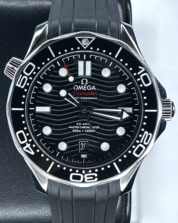 Omega Seamaster Professional Diver 300M 42MM Black Dial Rubber Strap (210.32.42.20.01.001)