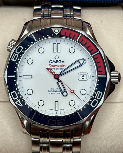 2020 Omega Seamaster Diver 300M Commander's "James Bond" L.E. 41MM White Dial Steel Bracelet (212.32.41.20.04.001)