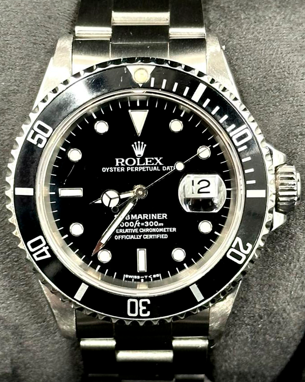 Rolex Submariner Date 40MM Black Dial Steel Oyster Bracelet (16610)