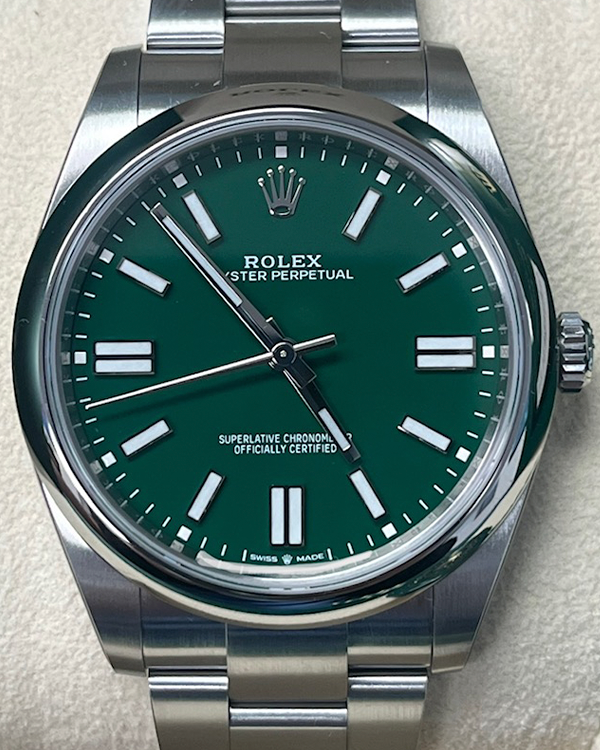 2023 Rolex Oyster Perpetual 41MM Green Dial Oystersteel Bracelet (124300)