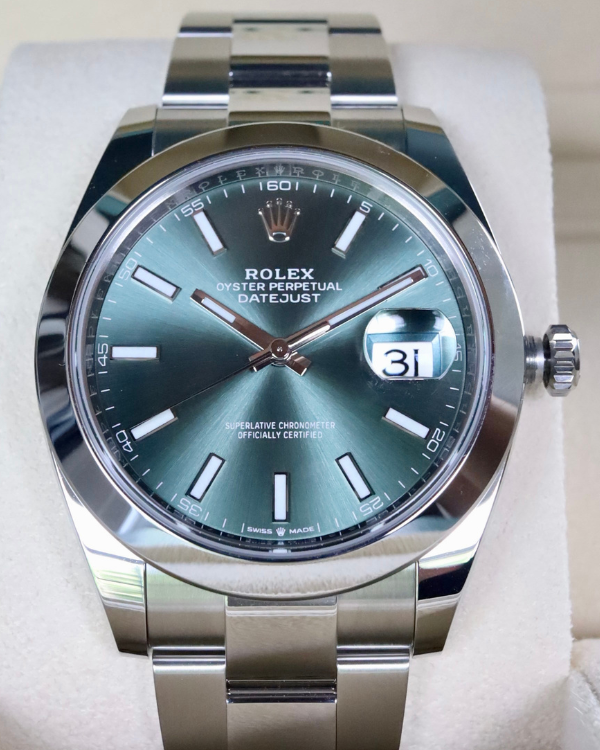 2023 Rolex Datejust 41 Oystersteel Mint Green Dial (126300)