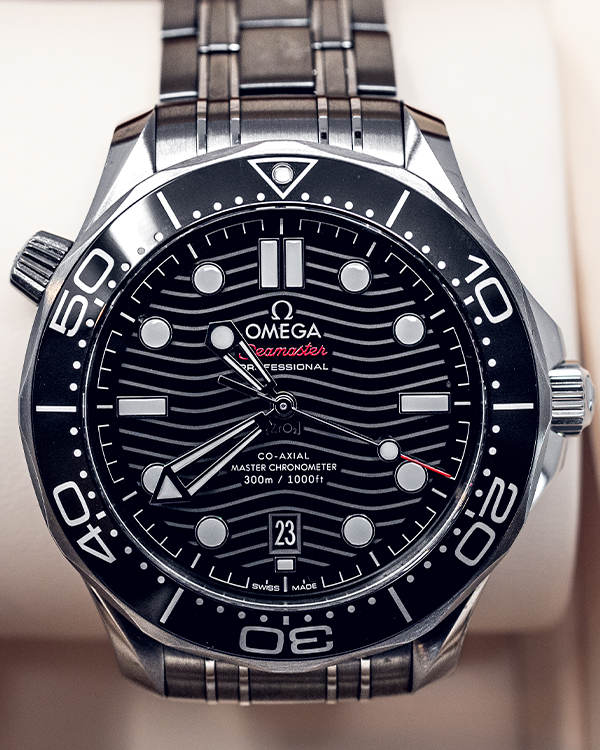 Omega Seamaster Diver 300M 42MM Black Dial Steel Bracelet (210.30.42.20.01.001)