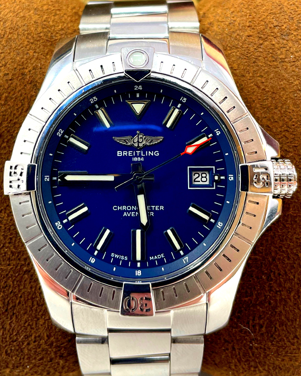 2019 Breitling Avenger 43MM Blue Dial Steel Bracelet (A17318101C1A1)