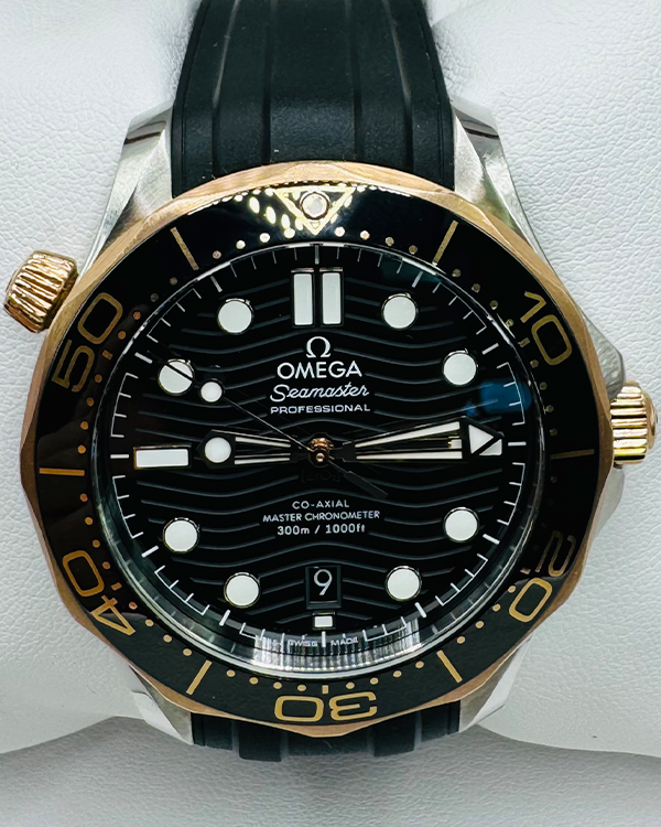 Omega Seamaster Professional Diver 300M 42MM Black Dial Rubber Strap (210.22.42.20.01.002)