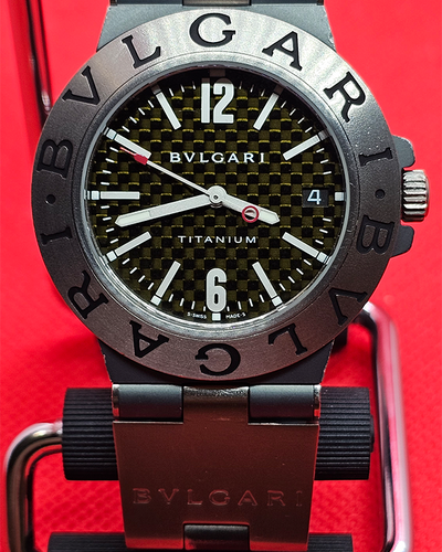 Bvlgari Diagono 38MM Black Dial Rubber Strap (TI 38 TA)