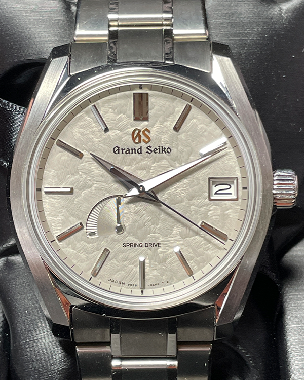 2022 Grand Seiko Heritage Collection "Taisetsu" 40MM Silver Dial Titanium Bracelet (SBGA415G)