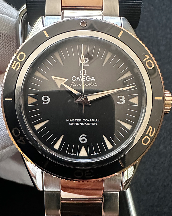 2018 Omega Seamaster 300 41MM Steel and Sedna Gold Black Dial (233.20.41.21.01.001)