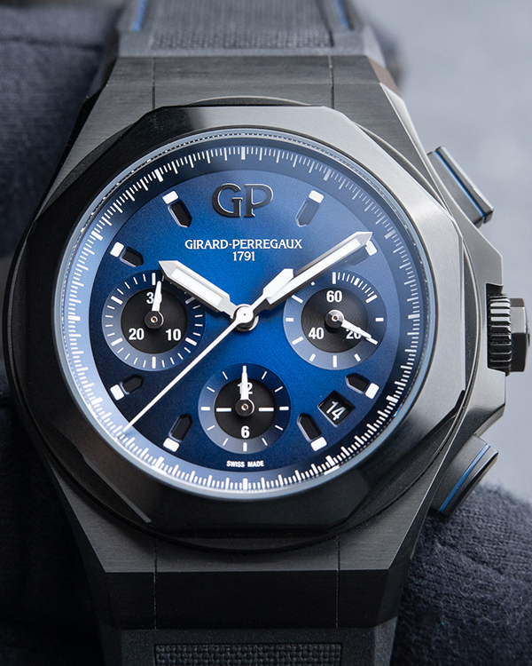 2022 Girard Perregaux Laureato Absolute Chronograph 44MM Blue Dial Rubber Strap (81060-21-491-FH6A)