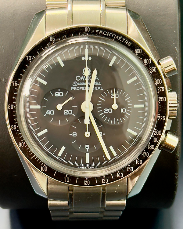 Omega Speedmaster Professional Moonwatch 42MM Black Dial Steel Bracelet (3570.50.00)