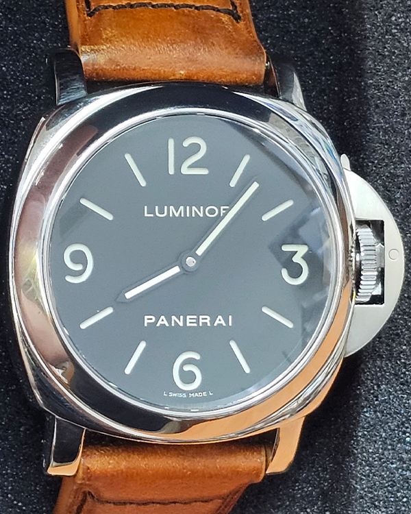 2006 (I Serial)  Panerai Luminor Base 44MM Black Dial Leather Strap (PAM00112)