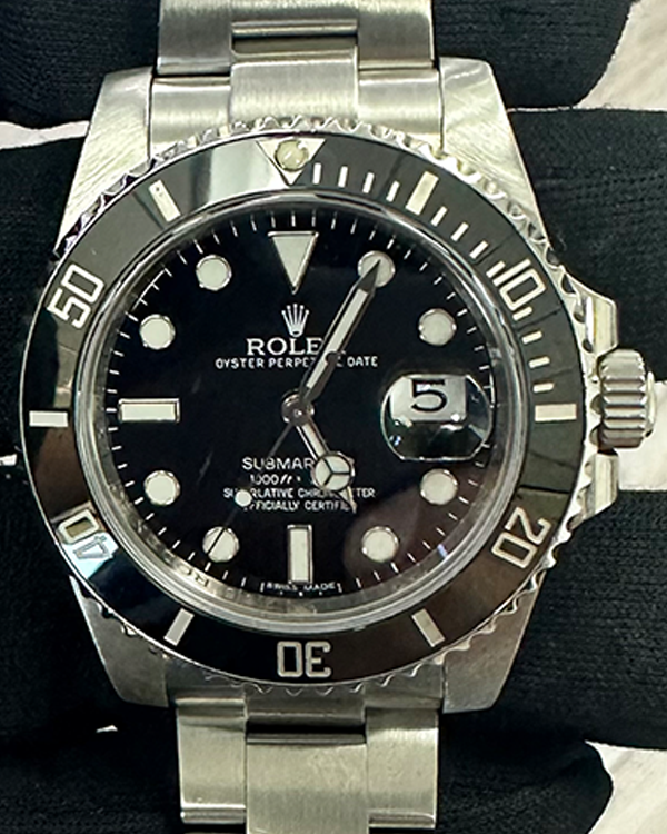 Rolex Submariner Date 40MM Black Dial Steel Bracelet (116610)