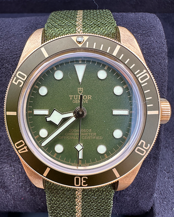 No Reserve - 2024 Tudor Black Bay 58 18K 39MM Green Dial Textile Strap (79018V)