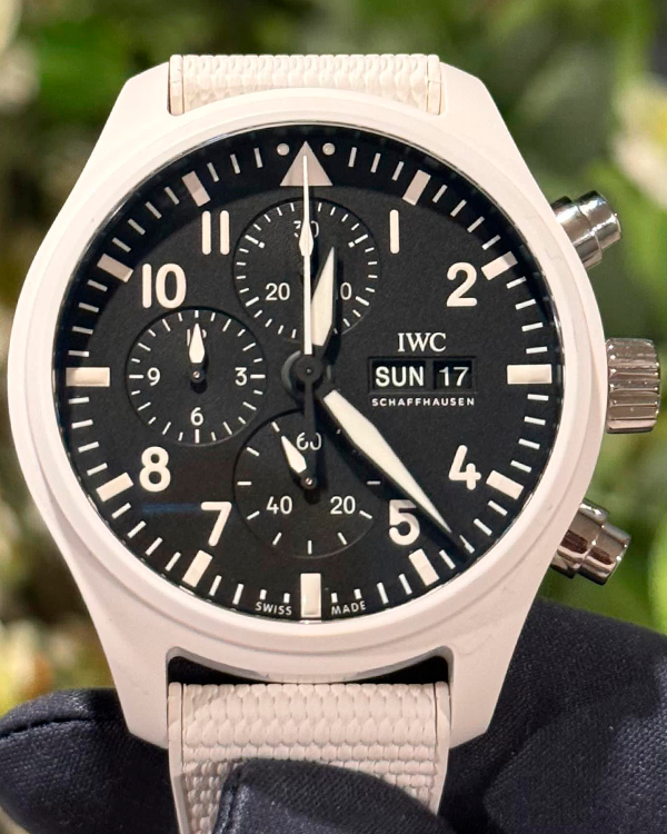 IWC Schaffhausen Pilot Top Gun Edition “Lake Tahoe” 44.5MM Black Dial Rubber Strap (IW389105)