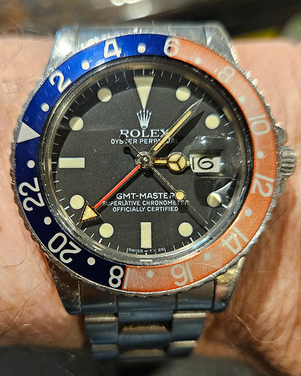 1982 Rolex GMT-Master "Faded Pepsi" 40MM Black Dial Steel Bracelet (16700)