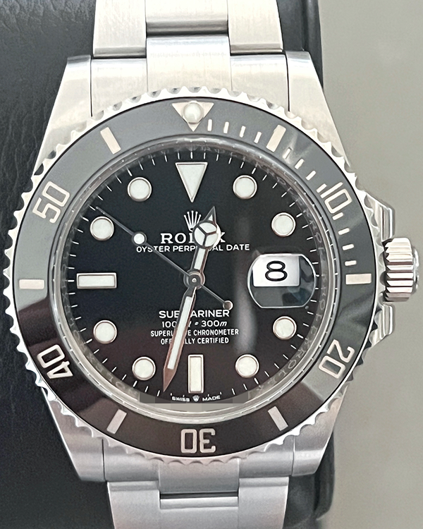 Rolex Submariner Date 41MM Black Dial Oystersteel Bracelet (126610LN)