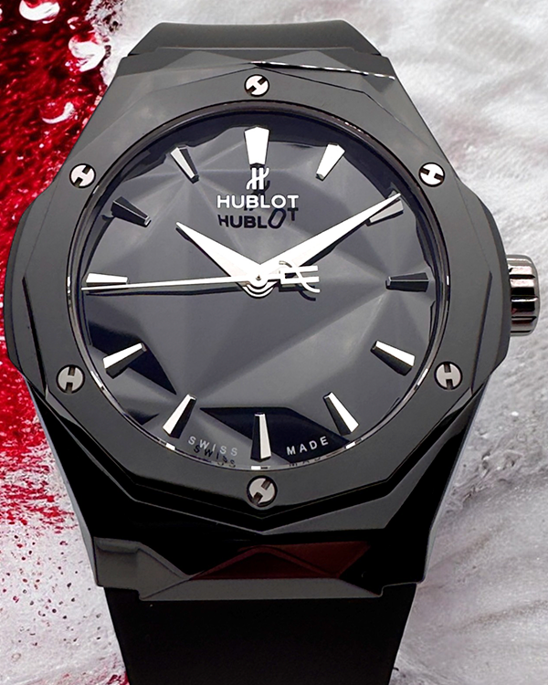 2022 Hublot Classic Fusion Richard Orlinski 40MM Black Dial Rubber Strap (550.CS.1800.RX.ORL21)