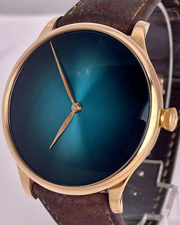 2018 H. Moser & Cie Venturer Concept 39MM Blue Lagoon Dial Leather Strap (2327-0406)