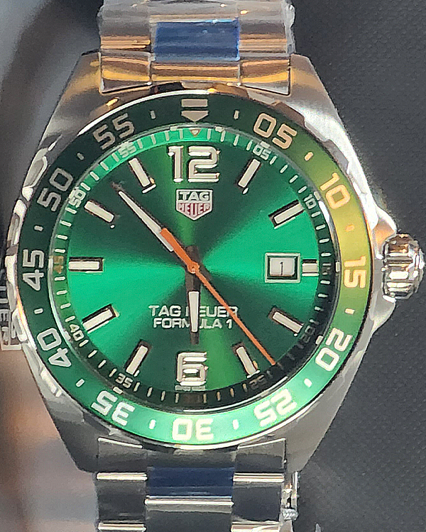 TAG Heuer Formula 1 43MM Quartz Green Dial Steel Bracelet (WAZ1017.BA0842)