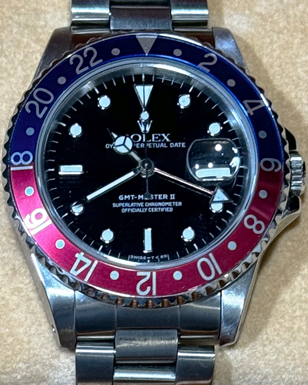 Rolex GMT-Master II "Pepsi" 40MM Black Dial Oyster Bracelet (16710)