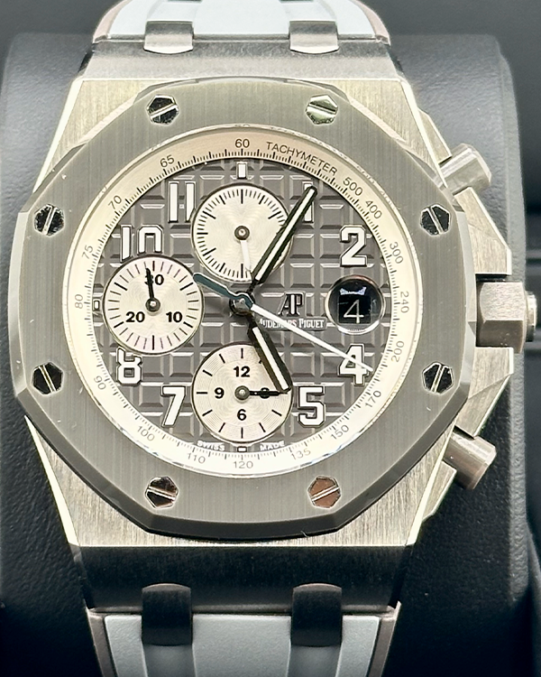 2019 Audemars Piguet Royal Oak Offshore Chronograph 42MM Grey Dial Rubber Strap (26470IO.OO.A006CA.01)