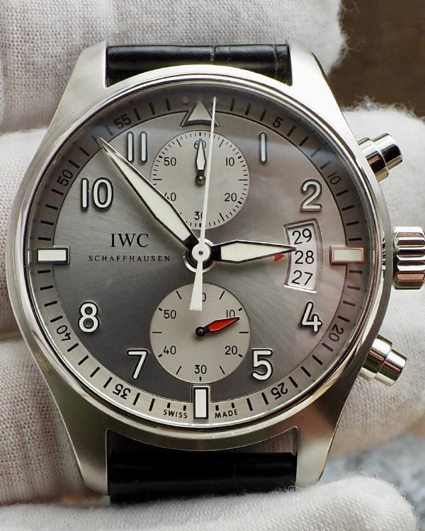 IWC Schaffhausen Pilot "Ju-Air" 43MM Silver Dial Leather Strap (IW387809)