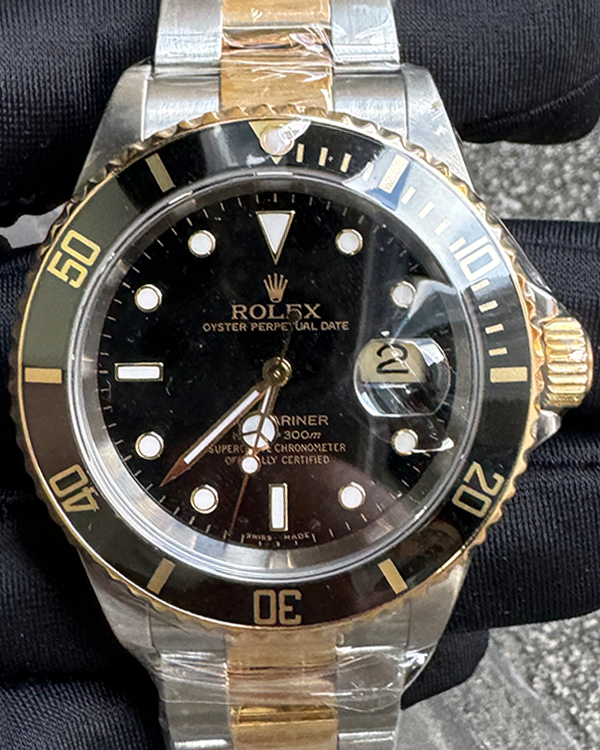 Rolex Submariner Date 40MM Black Dial Two-Tone Oyster Bracelet (16803)