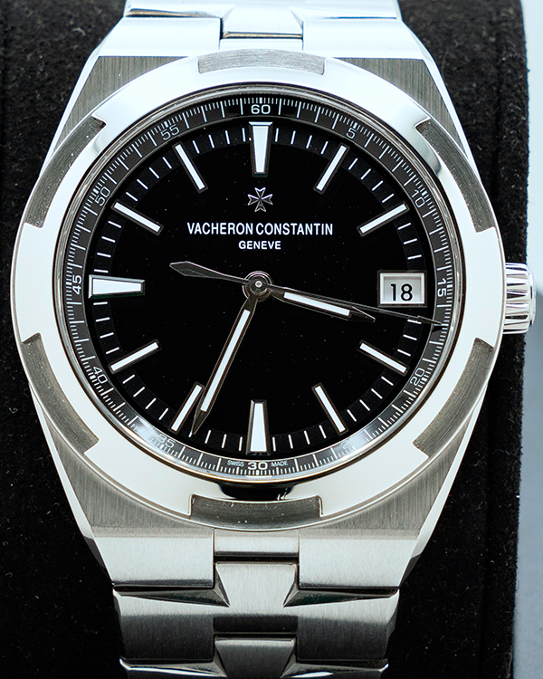 2022 Vacheron Constantin Overseas 41MM Black Dial Steel Bracelet (4500V/110A-B483)