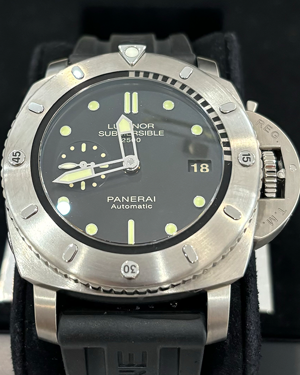 Panerai Luminor Submersible L.E. 47MM Black Dial Rubber Strap (PAM00364)