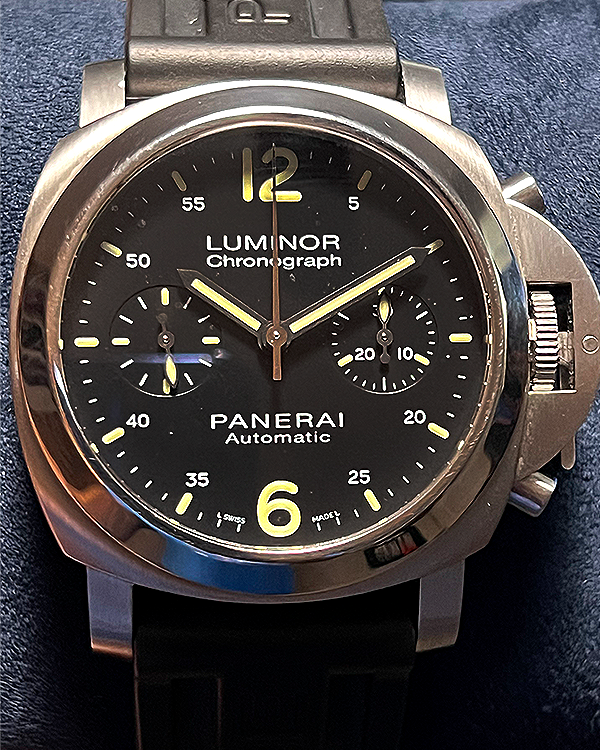 Panerai Luminor Chronograph 40MM Black Dial Rubber Strap (PAM00310)