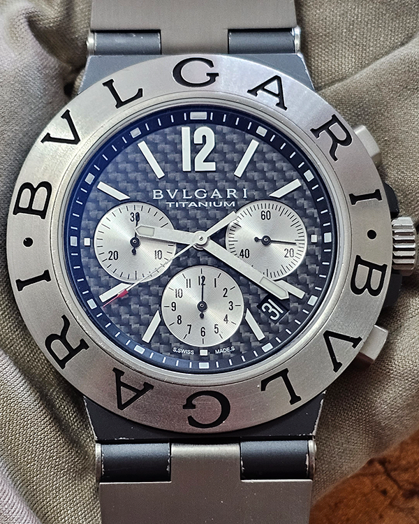 Bvlgari Diagono 44MM Black Dial Rubber Strap (TI 44 TA CH)