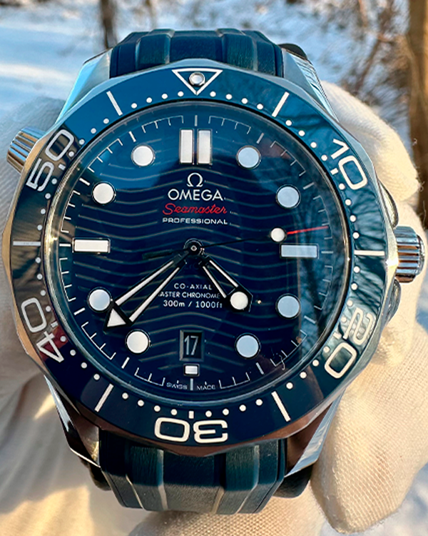 2022 Omega Seamaster Diver 300M 42MM Blue Dial Rubber Strap (210.32.42.20.03.001)