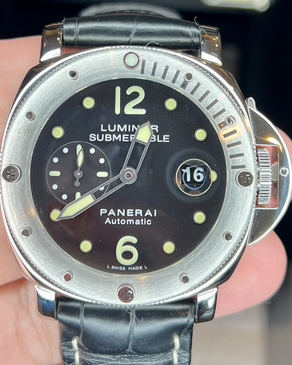 Panerai Luminor Submersible Steel Black Dial (PAM00024)