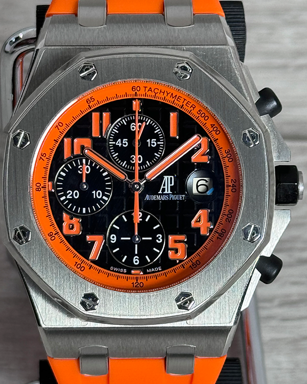 2014 Audemars Piguet Royal Oak Offshore Chronograph "Volcano" 42MM Black Dial  Rubber Strap (26170ST.00.D101CR.01)