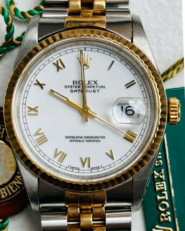 1995 (W Serial) Rolex Datejust 36MM White Dial Two-Tone Jubilee Bracelet (16233)