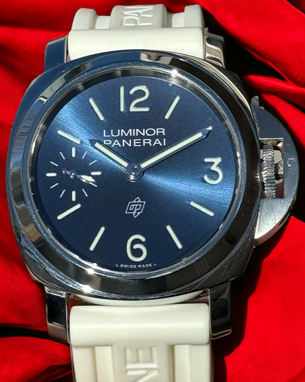 2022 Panerai Luminor Blu Mare 44MM Black Dial Rubber Strap (PAM01085)