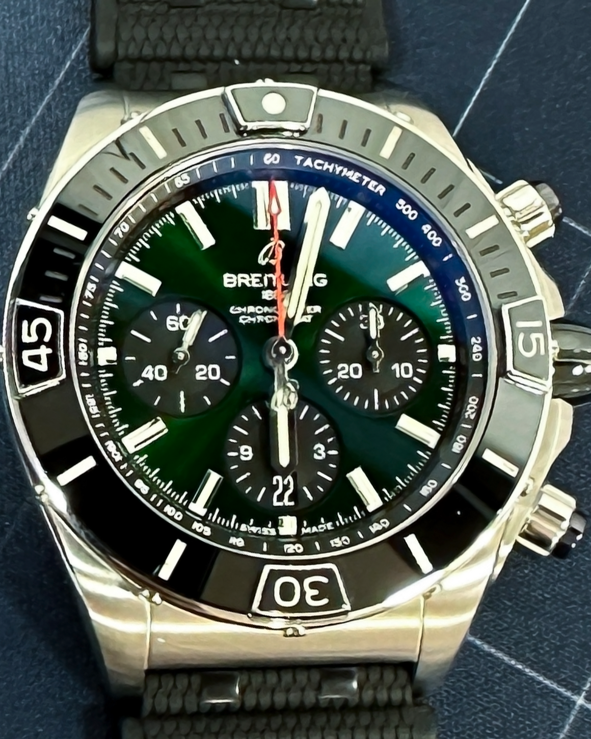 2022 Breitling Super Chronomat 44MM Strap Steel Green Dial (AB0136)