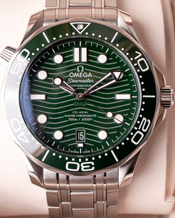 2023 Omega Seamaster Professional Diver 300M 42MM Green Dial Steel Bracelet (210.30.42.20.10.001)