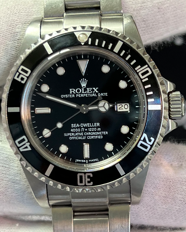 Rolex Sea-Dweller "Triple Six" 40MM Black Dial Steel Bracelet (16660)