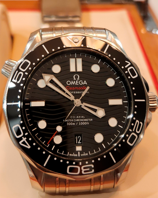 2021 Omega Seamaster Diver 300M Co-Axial Master Chronometer 42MM Black Dial Steel Bracelet (210.30.42.20.01.001)