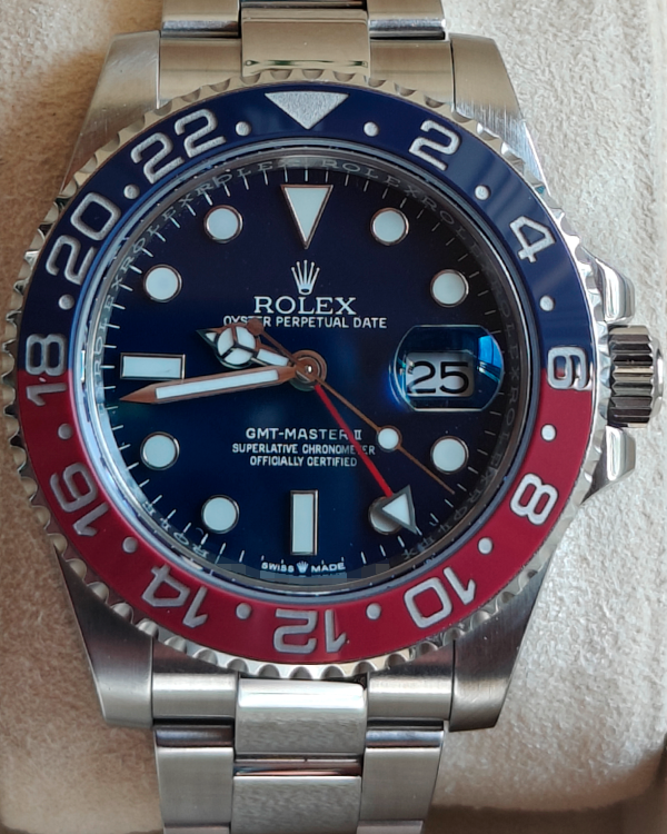 Rolex GMT-Master ll "Pepsi" 40MM Aftermarket Blue Dial Oyster Bracelet (116710LN)