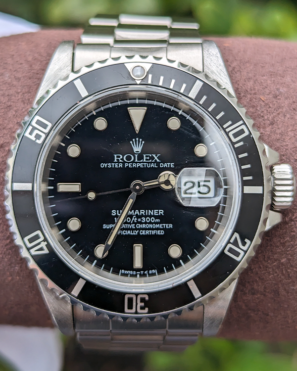 1996 (T Serial) Rolex Submariner Date 40MM Black Dial Oyster Bracelet (16610)