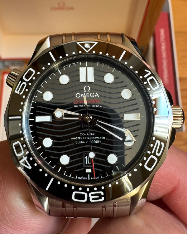 2023 Omega Seamaster Diver 300M 42MM Black Dial Steel Bracelet (210.30.42.20.01.001)