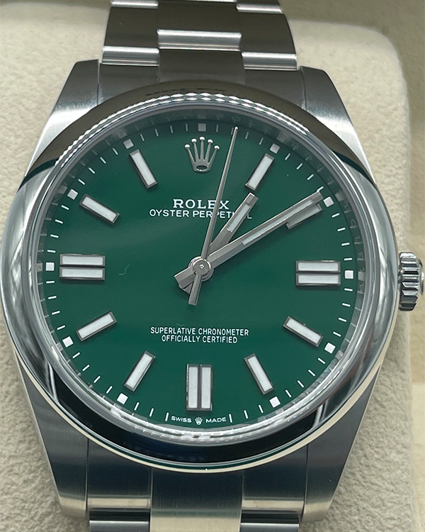 2023 Rolex Oyster Perpetual 41MM Steel Green Dial (124300)