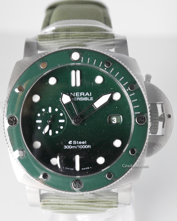 2024 Panerai Luminor Submersible QuarantaQuattro Verde Smeraldo 44MM Green Dial Textile Strap (PAM01287)